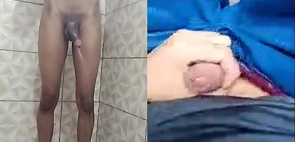  Tomando banho e o safado na punheta